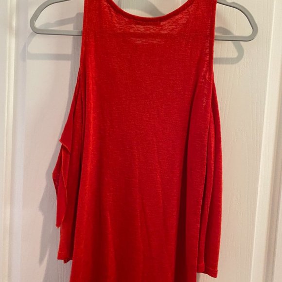 Great tank top with 3/4 sleeves and open shoulder detail - Picture 3 of 6